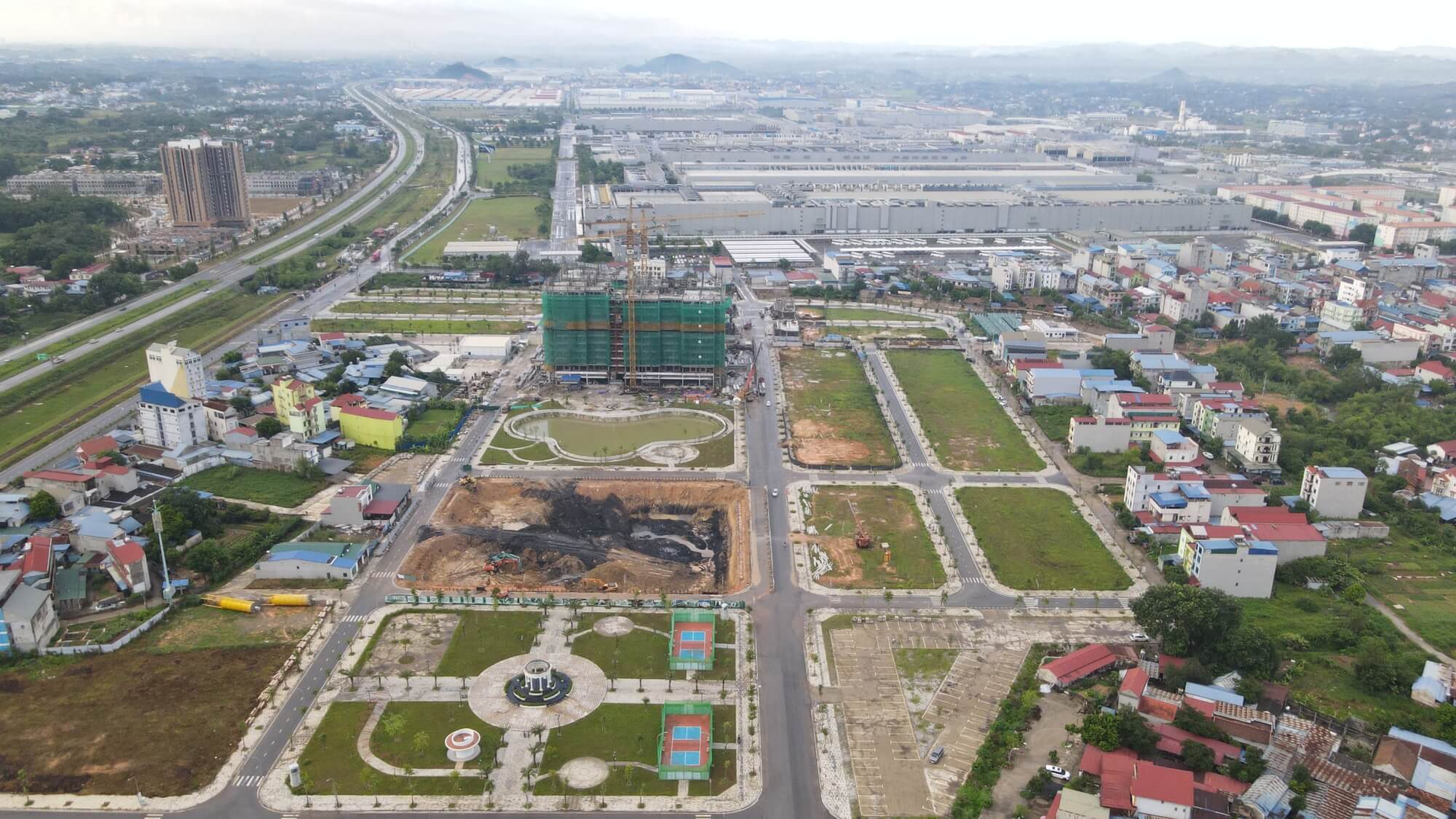 tiến độ dự án yên bình complex
